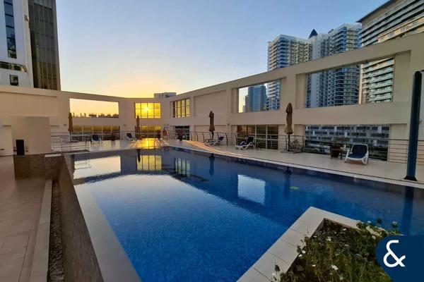 RECENT REFURB | VACANT | PRIME LOCATION